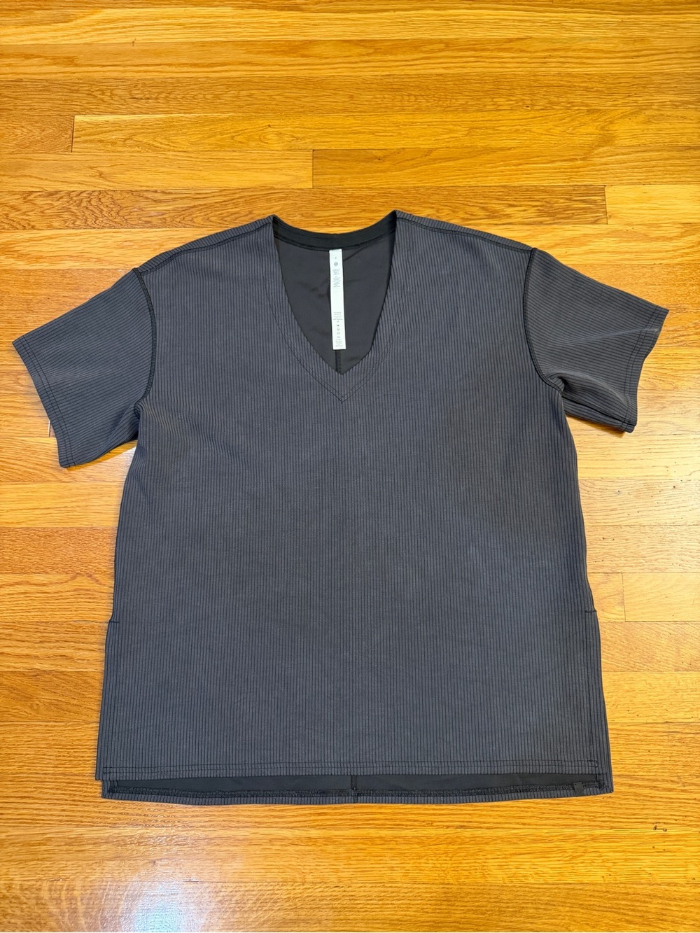 Lululemon Ribbed Softstreme Relaxed-Fit T-Shirt Black - Size 8 NWOT